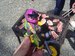 スロライ君と肉
