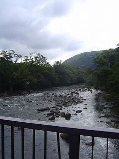 川