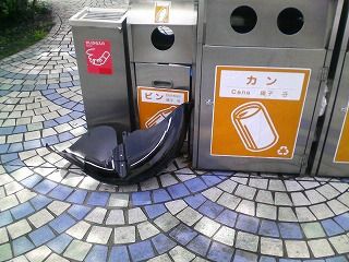 フェンダー廃棄