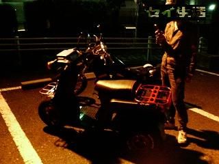 谷原交差点ガスト2
