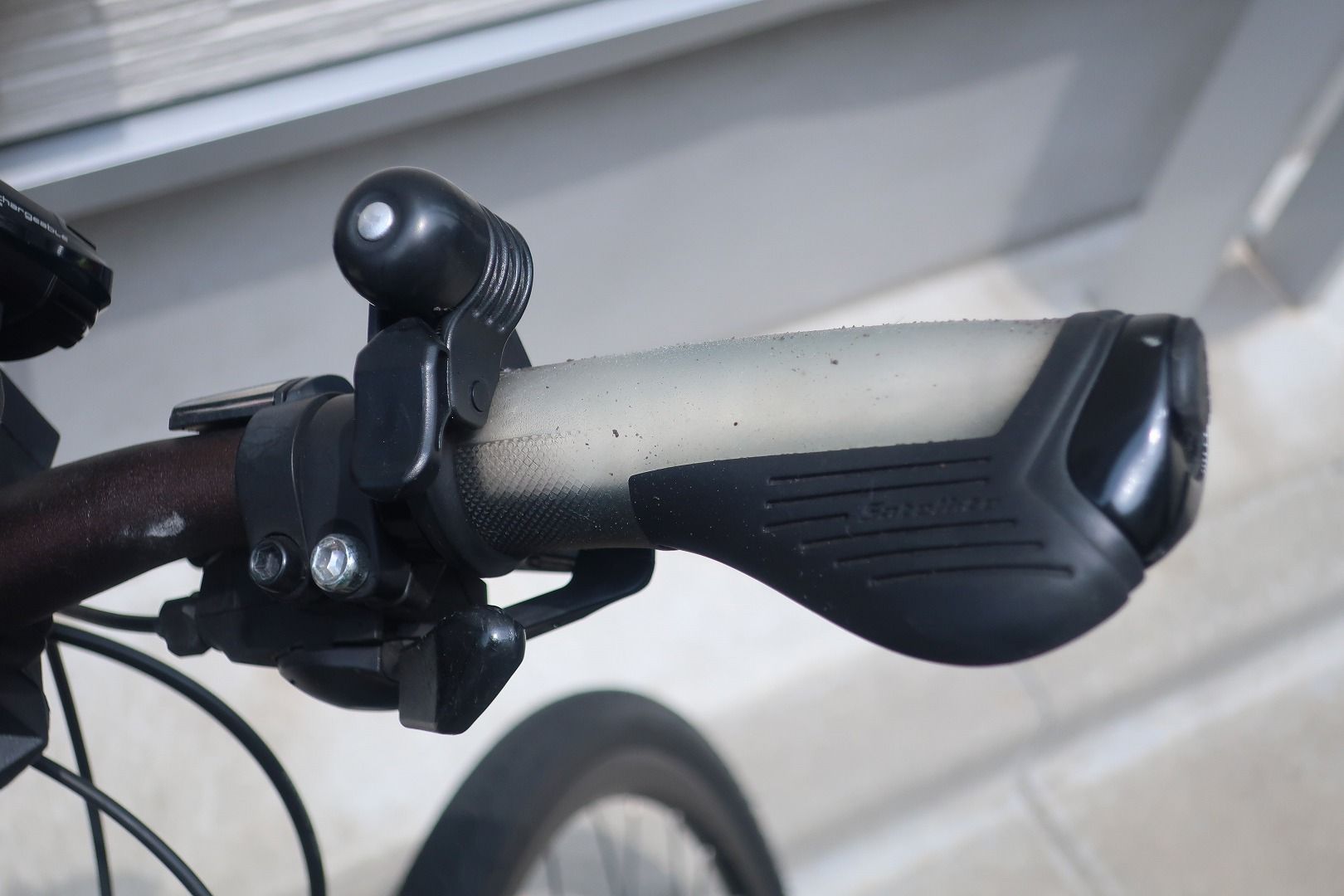 Trek 7 4fxのハンドルグリップ交換 セイ生活