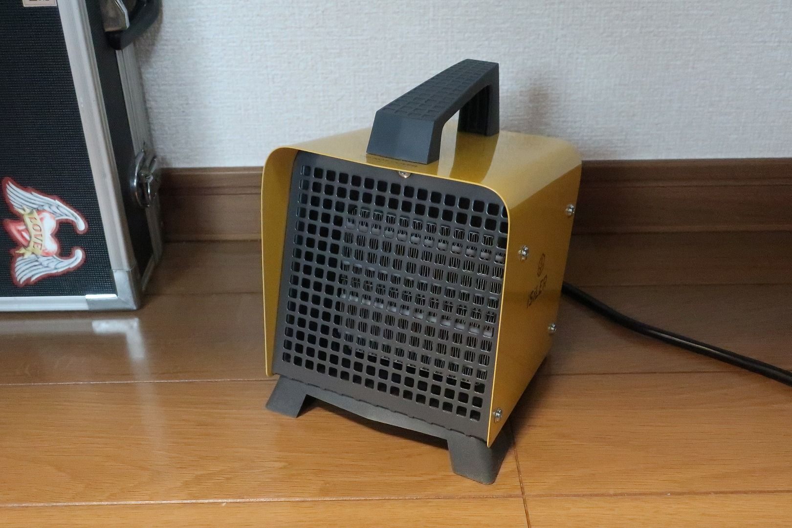 Isilerの小型セラミックファンヒーターを導入 セイ生活