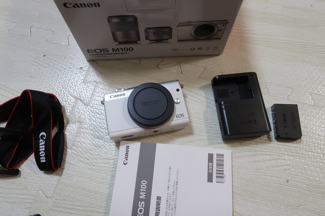 EOSM100 (2)