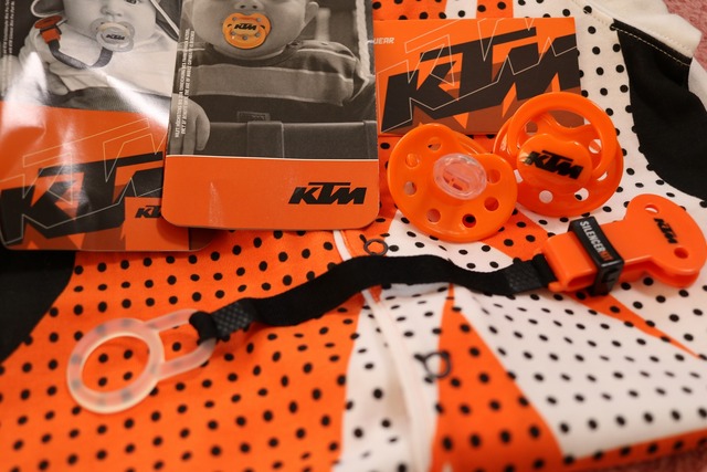 KTM¥Ù¥Ó¡¼¥°¥Ã¥º (5)