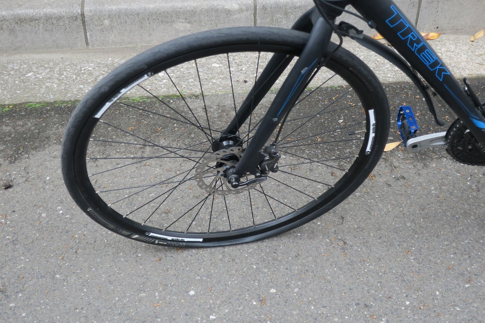 TREK 7.4FXのパンク。 : セイ生活