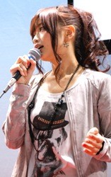 立花理香さん18