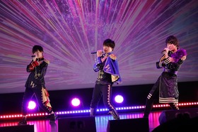 WITH(ライブ）