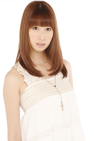 小清水亜美 アー写