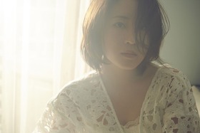鈴木みのり「上ミノ」アーティスト写真_web
