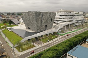 ところざわサクラタウン外観