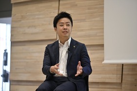 トークイベント_三条市長滝沢亮さん