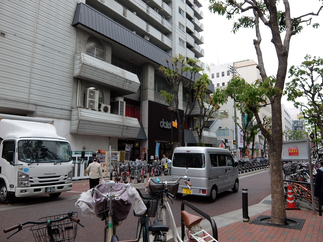 17 5 3 大阪市営地下鉄沿線店舗訪問 江坂駅前店 多趣味 マツキヨの落書き帳 17 5 3 大阪市営地下鉄沿線店舗訪問 江坂駅前店 多趣味 マツキヨの落書き帳
