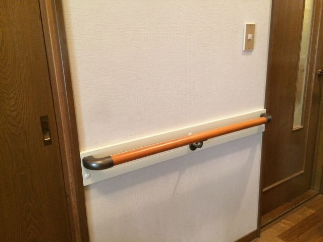 特別支援施設の部屋の前