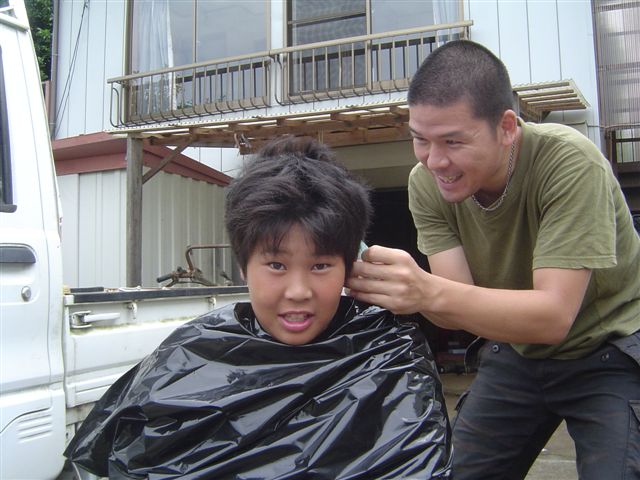 優真君の断髪式 お好み焼き 喫茶 各種ランチの店