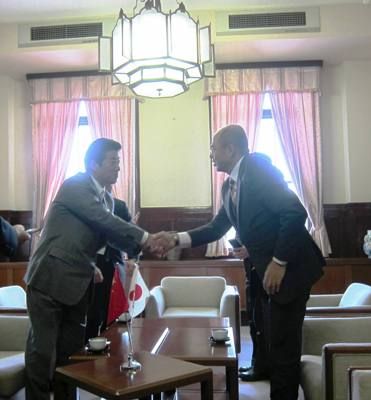 W020111215335589760615