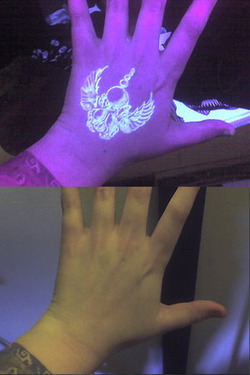 black-light-tattoo-12