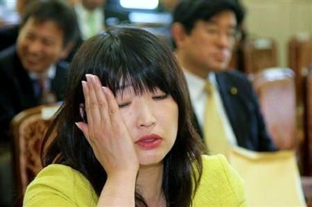 stt1005131417005-p1@