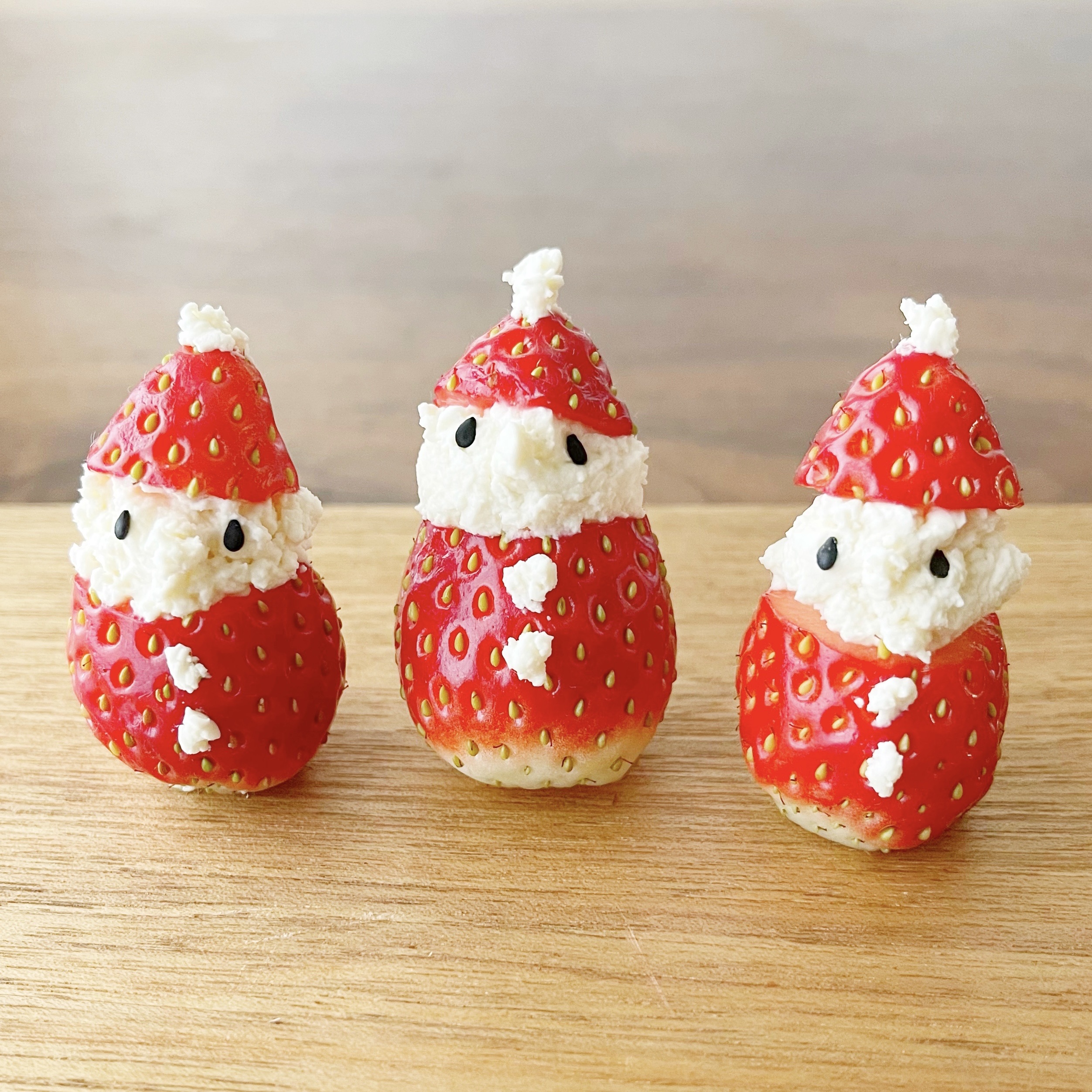 いちごサンタを可愛くつくるコツ クリスマス 生活のメモ Powered By ライブドアブログ