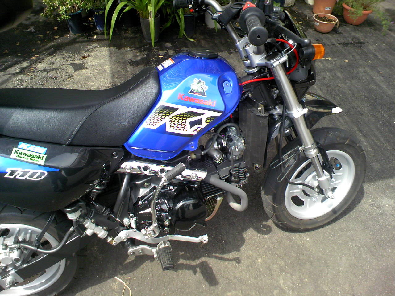 Ksr110 プラグ焼け具合をチェック バイクに乗りたいぞ Z1000 Serowで走るダム 林道のバイクライフ