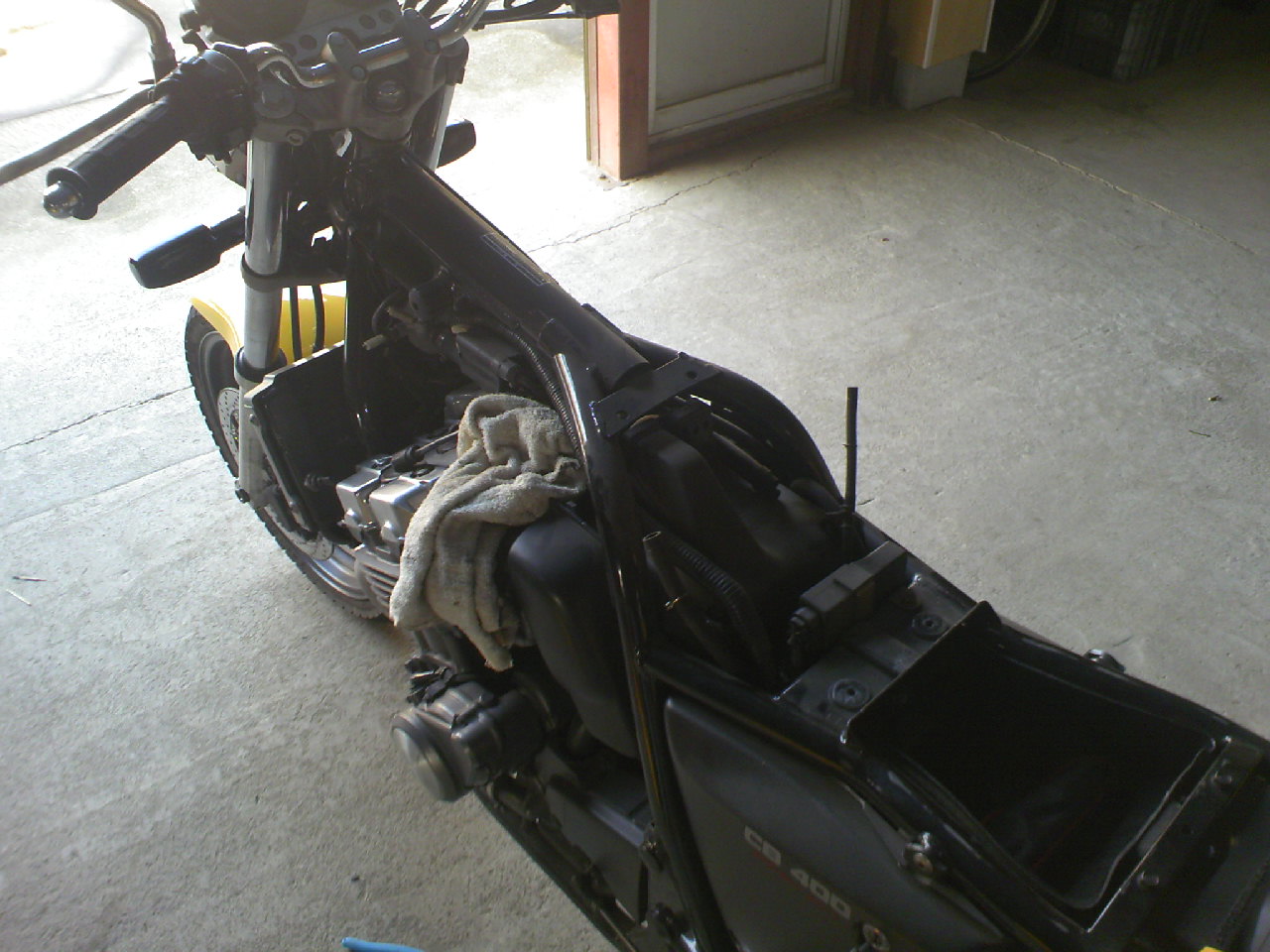 Cb400sf アクセル チョークワイヤーメンテ バイクに乗りたいぞ Z1000 Serowで走るダム 林道のバイクライフ