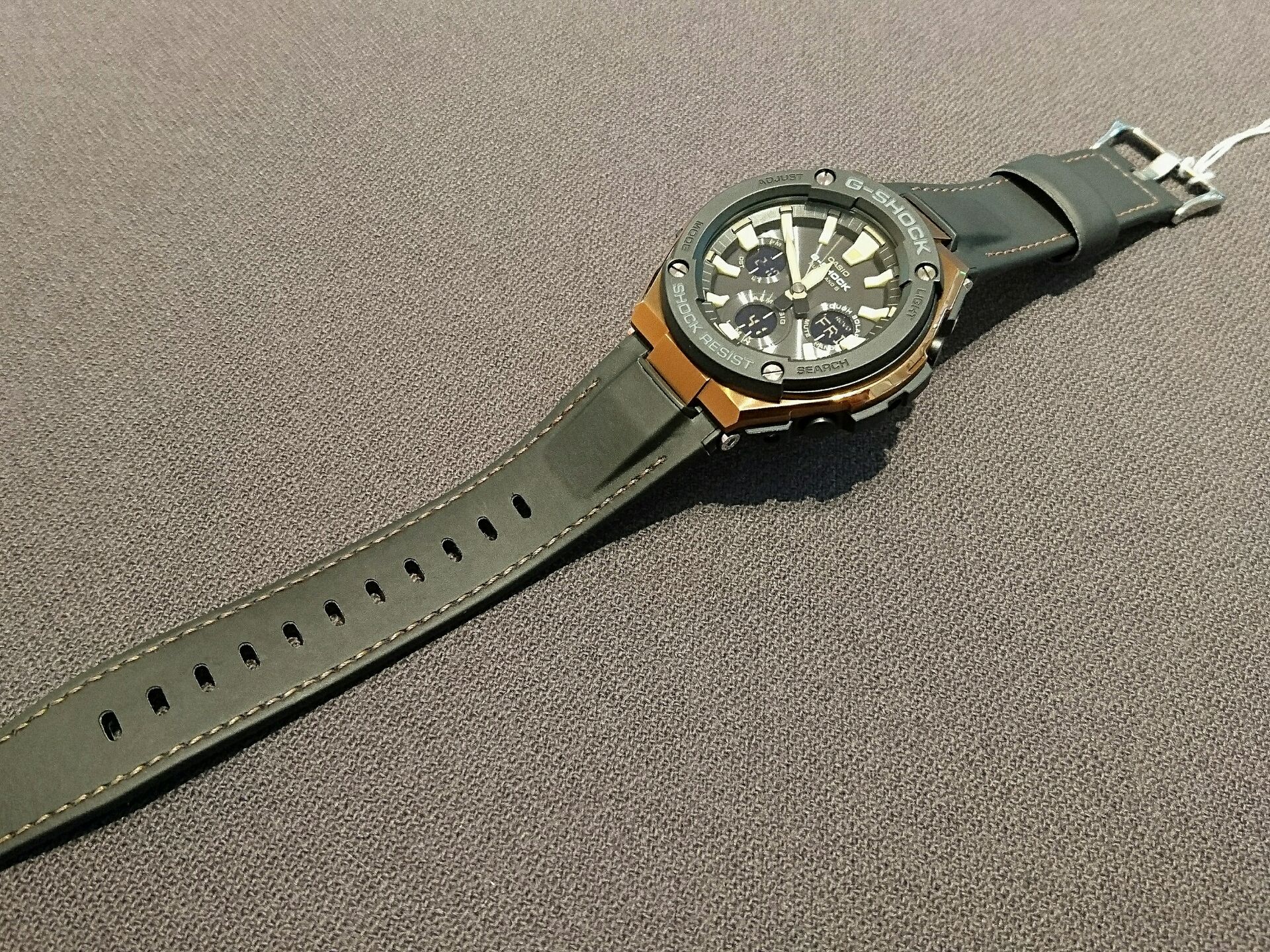 G Shockで革ベルト 鹿児島県 輸入時計正規販売店 精光堂