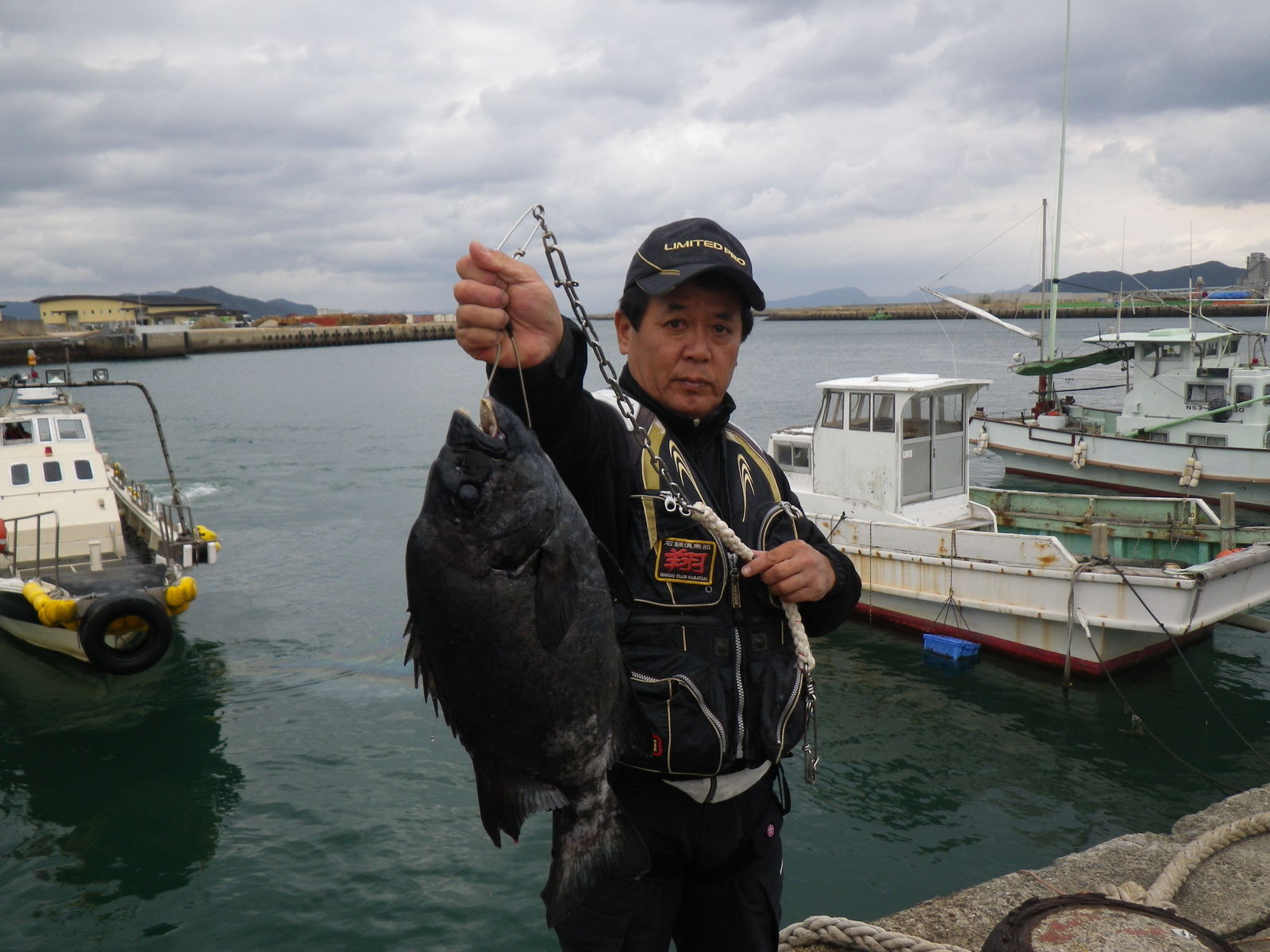 天気を警戒して 五島列島瀬渡し 勢幸丸の日々 天気を警戒して 五島列島瀬渡し 勢幸丸の日々