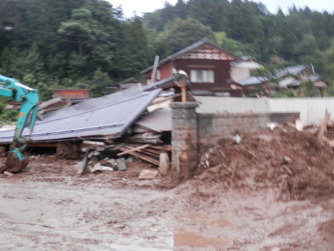 長岡で豪雨被害