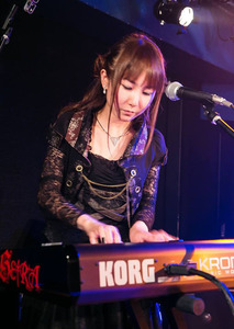 12047147_907728072639749_7476931354449607557_n