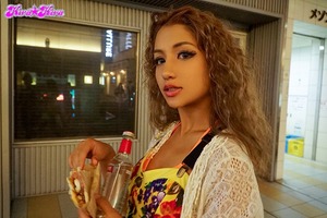 やっぱラテンの血が入ってるとケツが違うなｗそしてこの日焼け跡、ドスケベすぎるｗｗｗｗ 12