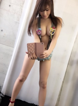 最新の愛人にしたいグラドルNo.1　Gカップ森咲智美ちゃんのエロすぎる体www