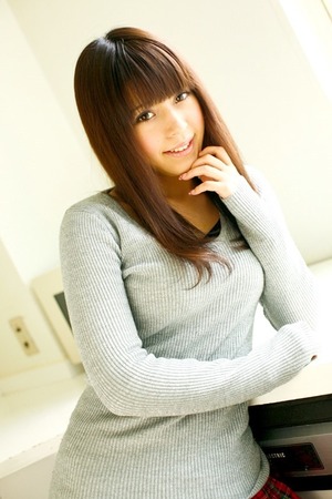  芸能界の闇は深いw元子役・桜咲愛利の制服グラビアがエロいw 19