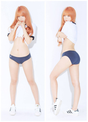 【ドスケベポーズ】尻にふとももにw立ち姿がエロスあふれる女子画像w