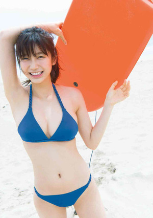 【ドスケベボディ】セフレ顔？本命顔？評価の分かれる小倉優香の水着画像！ 20