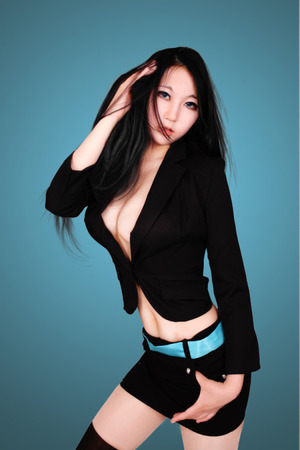 クールに決めたドスケベ女さん！セフレセクロスで無責任中出しを希望する！ 6