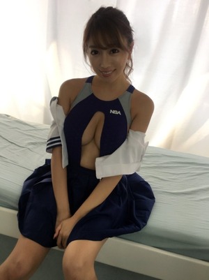 巨乳グラドル森咲智美のおっぱい成分↑↑なドスケベ自撮りｗｗｗ 19