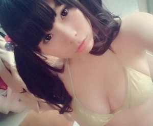 Gカップでセフレ顔なちょいブサ加減がエロいwwwグラビア＆自画撮り画像www 12