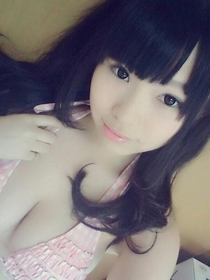 Gカップでセフレ顔なちょいブサ加減がエロいwwwグラビア＆自画撮り画像www 7