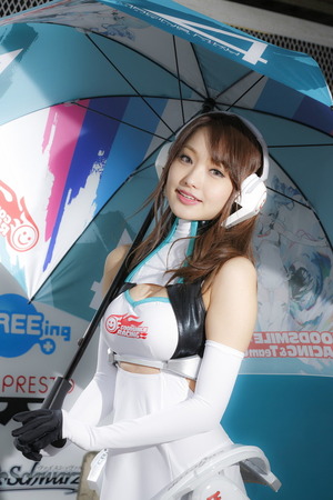 【ドスケベ衣装w】性欲を刺激するデザインwwwキャンギャルやRQのコスチューム画像www【30枚】 25