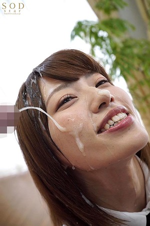 素人男性の精液をつぎつぎとブッカケられて乳首びんびんにしてるドスケベ女優www 2