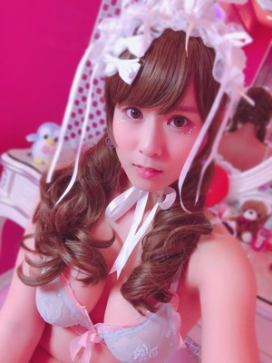 下乳とエロ尻wwwグラドル七瀬さくらちゃん画像www 6
