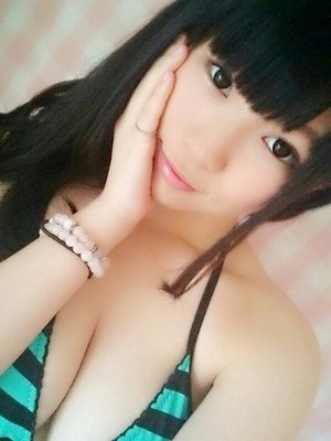 Gカップでセフレ顔なちょいブサ加減がエロいwwwグラビア＆自画撮り画像www 8