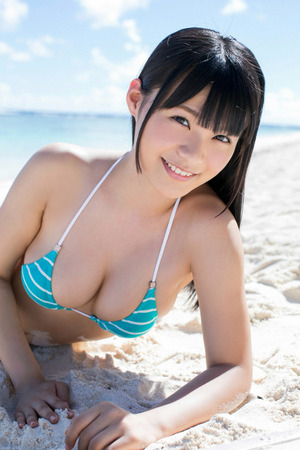 【ドスケベ女子】 青い空に陽光！プールやビーチの開放感↑↑エロ画像！ 3
