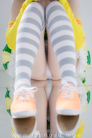 これは性的なwwwコスプレイヤーのニーハイ着用エロ画像！ 11