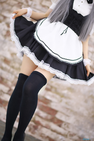  絶妙なふとももの肉付き！ニーソと太腿の絶対領域エロス画像！ 13