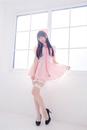 顔だけで商品価値あるのに高身長でエロ脚美脚とか最高かよｗｗｗ