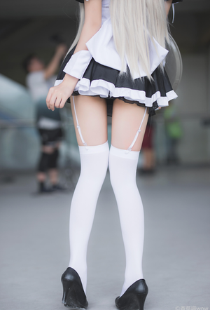 ミニスカメイドのガーターベルトとお尻のエロス画像！パンツおろして即ハメ余裕っすｗｗｗ 3