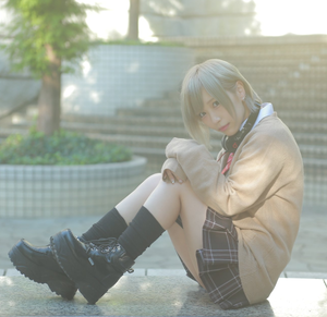 プリーツスカートって絶対カワイイでしょ！なフェチエロ画像www 18