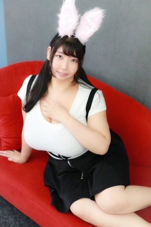 なんすかこの乳はｗｗｗめっちゃデカい！神乳や！ 14