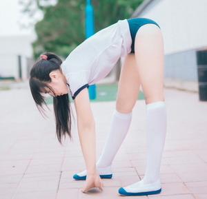 管理人がグっときたブルマ女子のエロス画像！ニーソに上履き！ 6