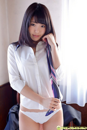 画像：清涼な空気感にグっときた制服の美少女画像！ 3枚
